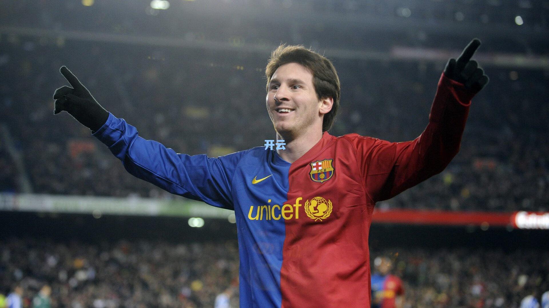 王勤伯的笔尖魔法,当梅西遇见第一千零一只猫