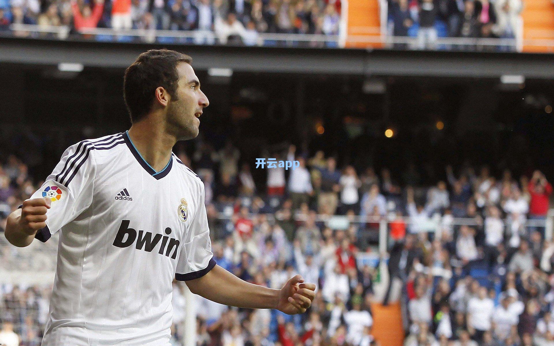 雄鹿赛季戛然而止，字母哥坦言，未思MVP，唯痛惜无球可打