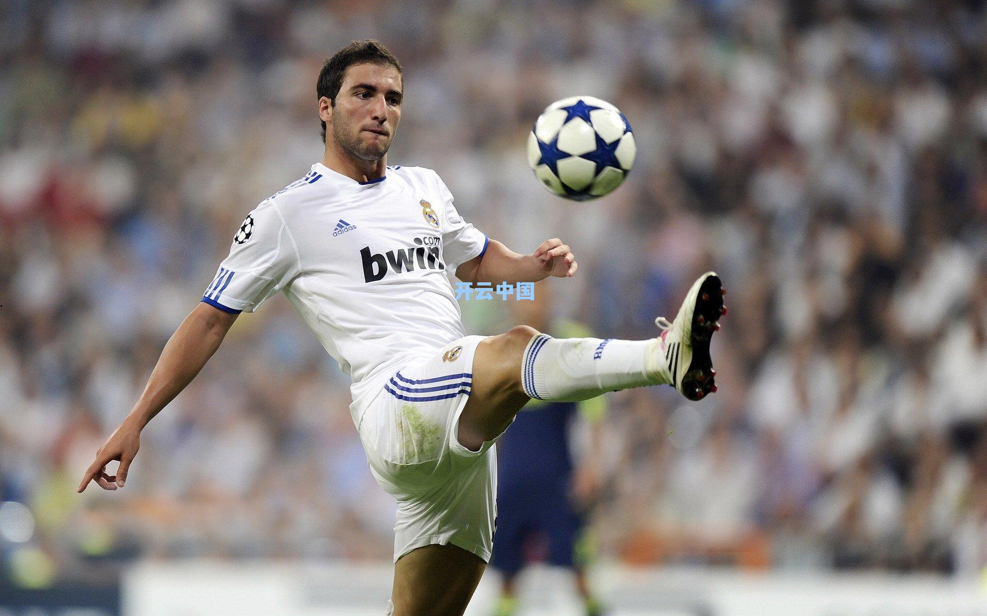 迪纳塔莱透露图多尔帅位告急，客战皇马成乌迪内斯帅位终极试炼